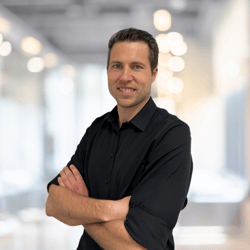 Timo Jacobi, Ansprechpartner für Objektvertrieb in der Baubranche.